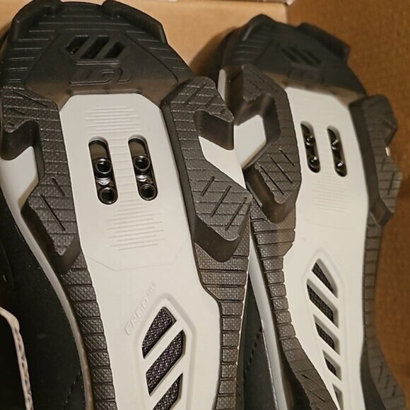 Louis Garneau Men's Multi Air Flex II Shoes Size 9 New - Picture 7 of 7